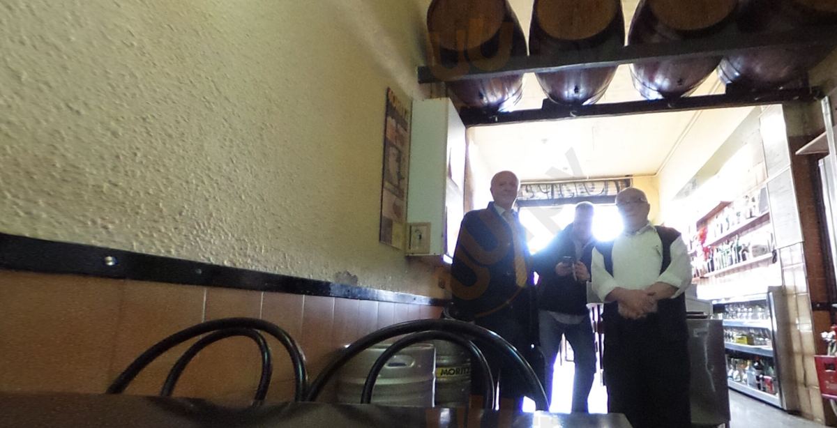La barra de la Bodega Gol
